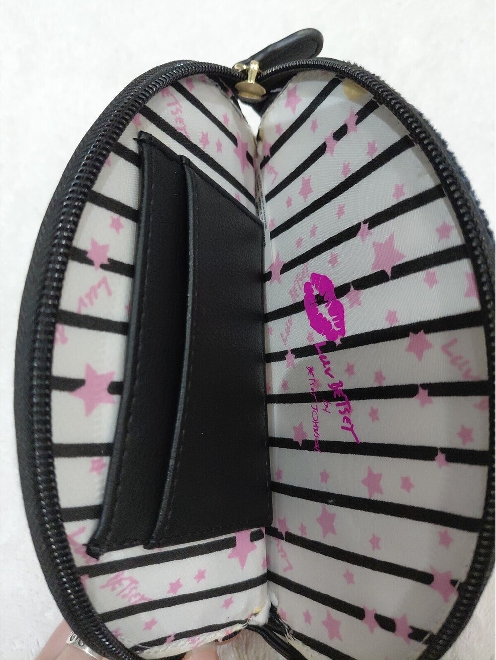 Betsy Johnson Cat Hand Purse - Picture 3 of 7